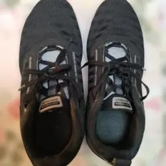 new balance ブラック ランニングシューズ