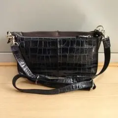 ☆CRESCEND☆美品 枡儀 日本製 牛革 型押しショルダーバッグ