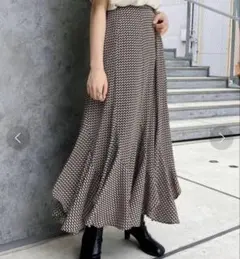 ミスティーウーマン　mystywoman エスカルゴマーメイドスカート 幾何学柄