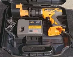 ドリルドライバー