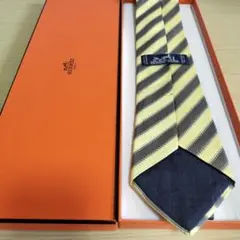 極美品】HERMES ネクタイ ストライプ柄 グリーン シルク100% - メルカリ