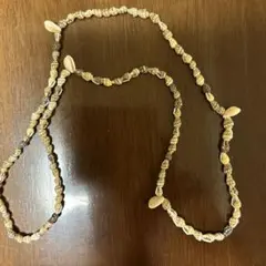 貝殻とビーズのロングネックレス