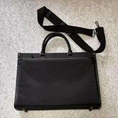 Item thumbnail for item f4c861f2-8cea-4d1a-86e9-49b6ef21e3cc