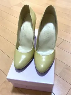 【DIANA(ダイアナ)】24cm ハイヒール パンプス　ベージュ系