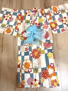 Bee des Bee セパレート浴衣 130 帯付き 女の子 花柄 美品のサムネイル