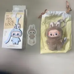 POP MART イニシャルラブブB