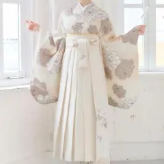 【袴＋帯】新品 袴単品 白 刺繍入り 卒業式用 はかま 袴のみ 着物無し