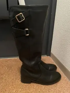 ロングブーツのサムネイル