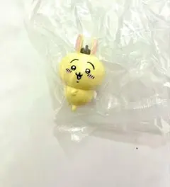 ちいかわサンリオコラボ うさぎ ポムポムプリン ガチャ なりきりフィギュア