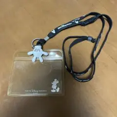 東京ディズニーリゾート ミッキーストラップ付きパスケースのサムネイル