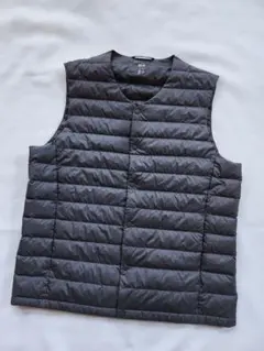 ユニクロ　ウルトラライトダウンコンパクトベスト