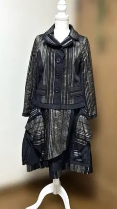 Item thumbnail for item b3e30a37-67de-49f7-94ca-e59ae70bb2d2