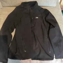 New Balance ブラック ジップアップジャケット