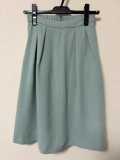 UNIQLO フレアスカート ミントグリーン ひざ丈のサムネイル