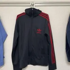 adidas トラックジャケット