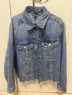 H&M デニムジャケット 切りっぱなし加工のサムネイル