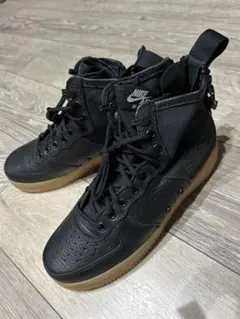 Nike Air Force 1 ハイカット ブラック