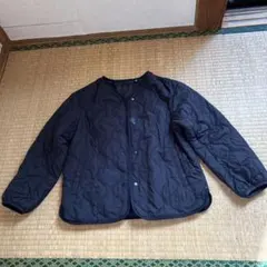 UNIQLO ブラックキルティングジャケット 140