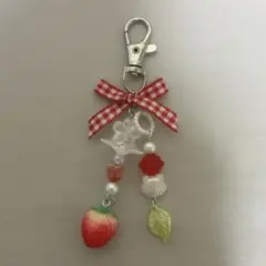 キーホルダー【赤】【いちご】