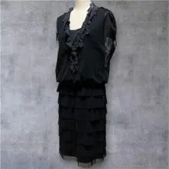 VIVIENNE TAM ヴィヴィアンタム レースワンピース ミディ丈のサムネイル