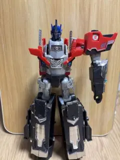 トランスフォーマー　アドベンチャー　オプティマスプライム　シュプリームモード