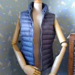 軽量178ｇダウンベスト フード付き WEEKEND MaxMara