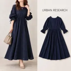 URBANRESEARCH　キャンディースリーブ刺繍ワンピース　ネイビー