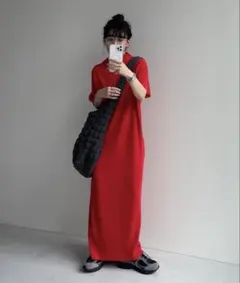 【レッド】デイリーデイリースーパーストレッチプリーツワンピース　半袖