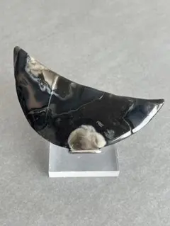 【難あり】ボルケーノアゲート　月　カービング