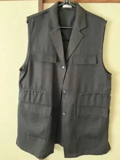 URBAN RESEARCH ダークグレー ポケット付き ベスト