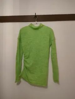zara ニット　グリーンハイネックニット