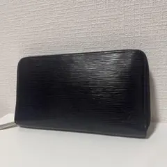 ルイ・ヴィトン エピ オーガナイザー ラウンドファスナー　長財布　黒のサムネイル