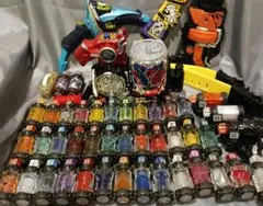 仮面ライダービルド　DXビルドドライバー＆フルボトル45個、武器　中古品セット