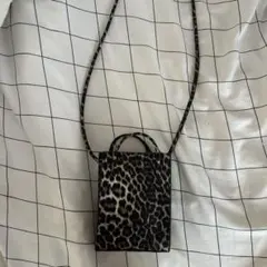 ヒョウ柄ショルダーバッグ