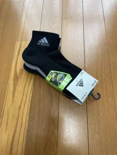 adidas キッズ　靴下　23〜25センチ