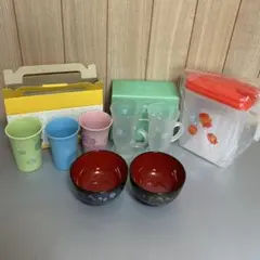 新品未使用　コップ　グラス　お椀　ポット　セット　チョキンギョ　日用品　食器のサムネイル