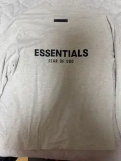 ESENTIALSロングTシャツのサムネイル