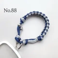 パラコード　ハンドストラップ　スマホストラップ　ネイビー✖︎シルバー　夏　ギフト