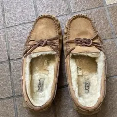 UGG モカシン スリッポン 23cm