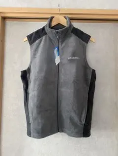 Columbia グレー フリースベスト S/P　新品タグ付き