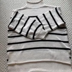 あけ様専用　美品！ストライプ タートルネック ニット