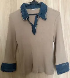 インゲボルグ フリル付き五分袖トップス