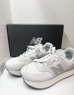 New Balance WL574ZJP オフホワイト 25cm