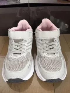 Item thumbnail for item 6f63bd3e-c6bd-417c-bf67-9a1c6a0d4c63