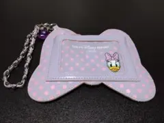 東京ディズニーリゾート デイジーダック パスケース リボン型 チェーン付き