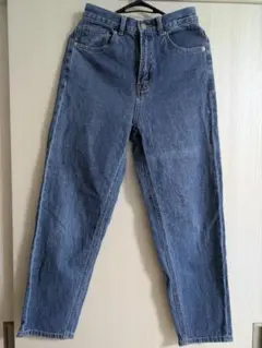 Item thumbnail for item 101d4155-53a8-4b51-be1e-e74c4c99f57b