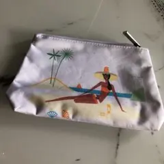 CLINIQUE 新品ポーチ