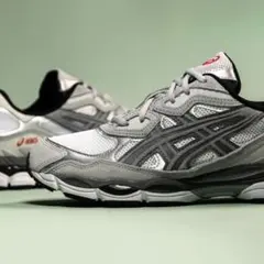 【未使用】ASICS GEL-NYC WHITE/STEEL GREY 27.5のサムネイル