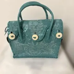 送料込　CARVING TRIBES バッグ