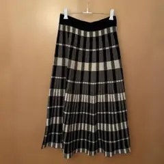 ニット　チェック柄スカート